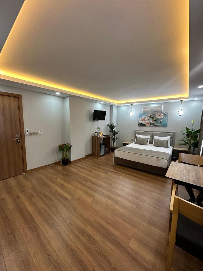 Marista Pansiyon Istanbul Bagian luar foto